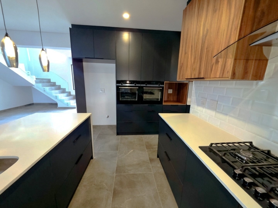 4 Bedroom Property for Sale in Sandown Western Cape
